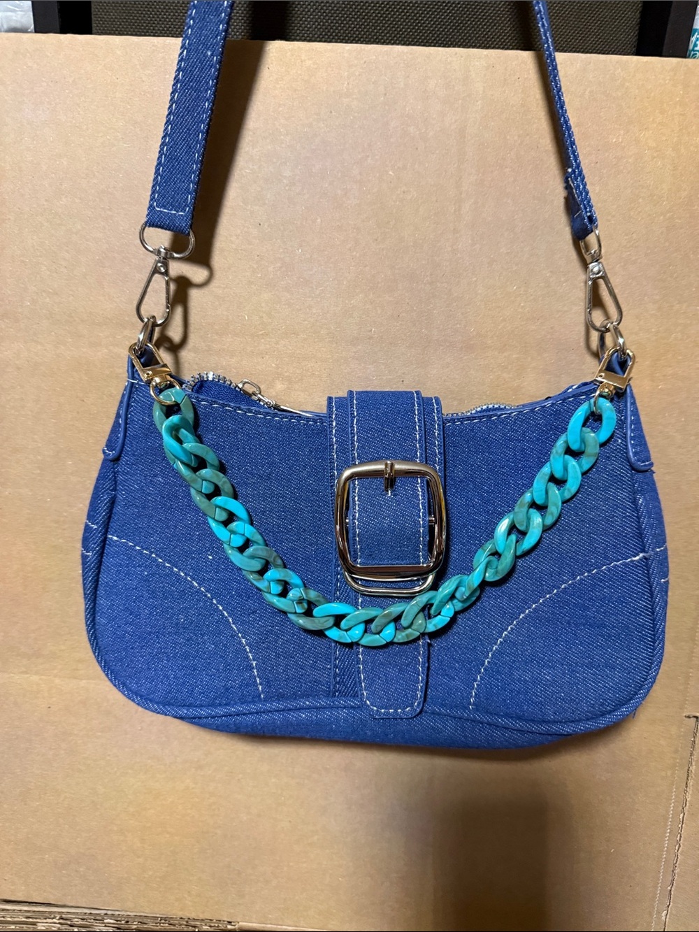 Turquoise Chain Accent
